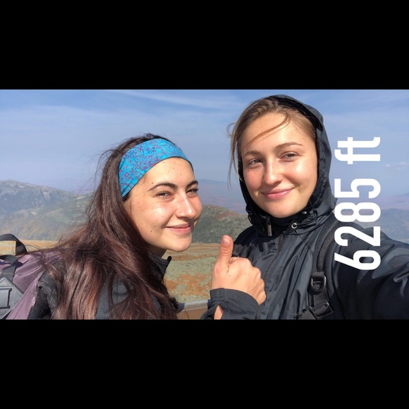 Meet your Posher, Hayley - Picture 9 of 13